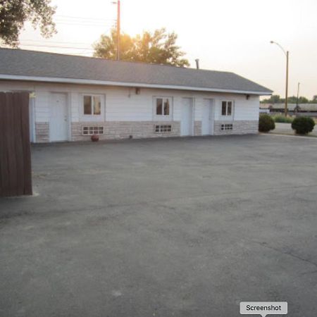Montana Inn Near Little Big Horn Battlefield-Pompey Piller-Colstrip Forsyth Buitenkant foto